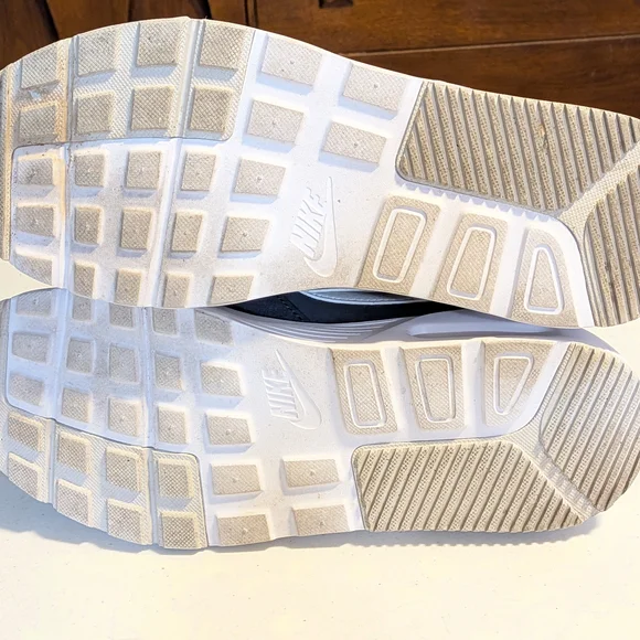 Nike Men's AIR MAX SC Size 7 Midnight Navy/White Running Shoes CW4555-400 Wms 9 - Picture 9 of 11